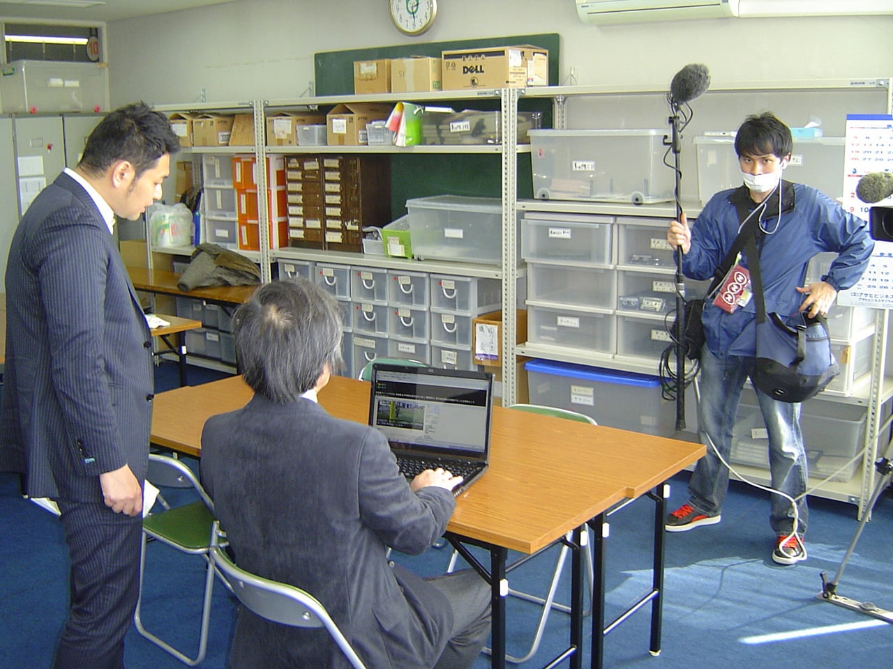 市川会長にインタビュー中です